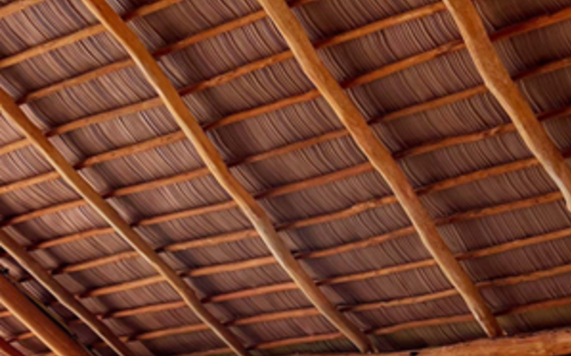 Estructura interior de instalacion de palapa sintetica modelo tropical